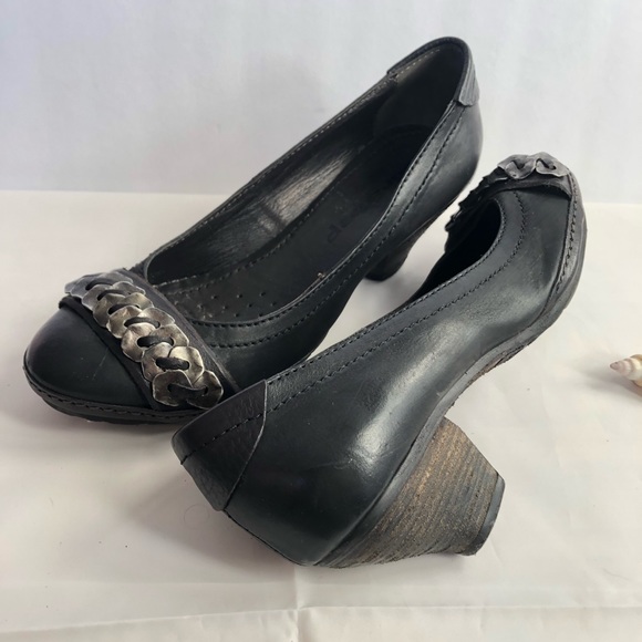 Airstep vintage pumps - Picture 3 of 7